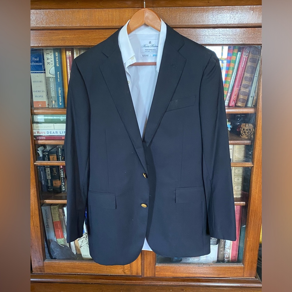 📈Brooks Brothers Fitted Shirt and Matching Suit📈